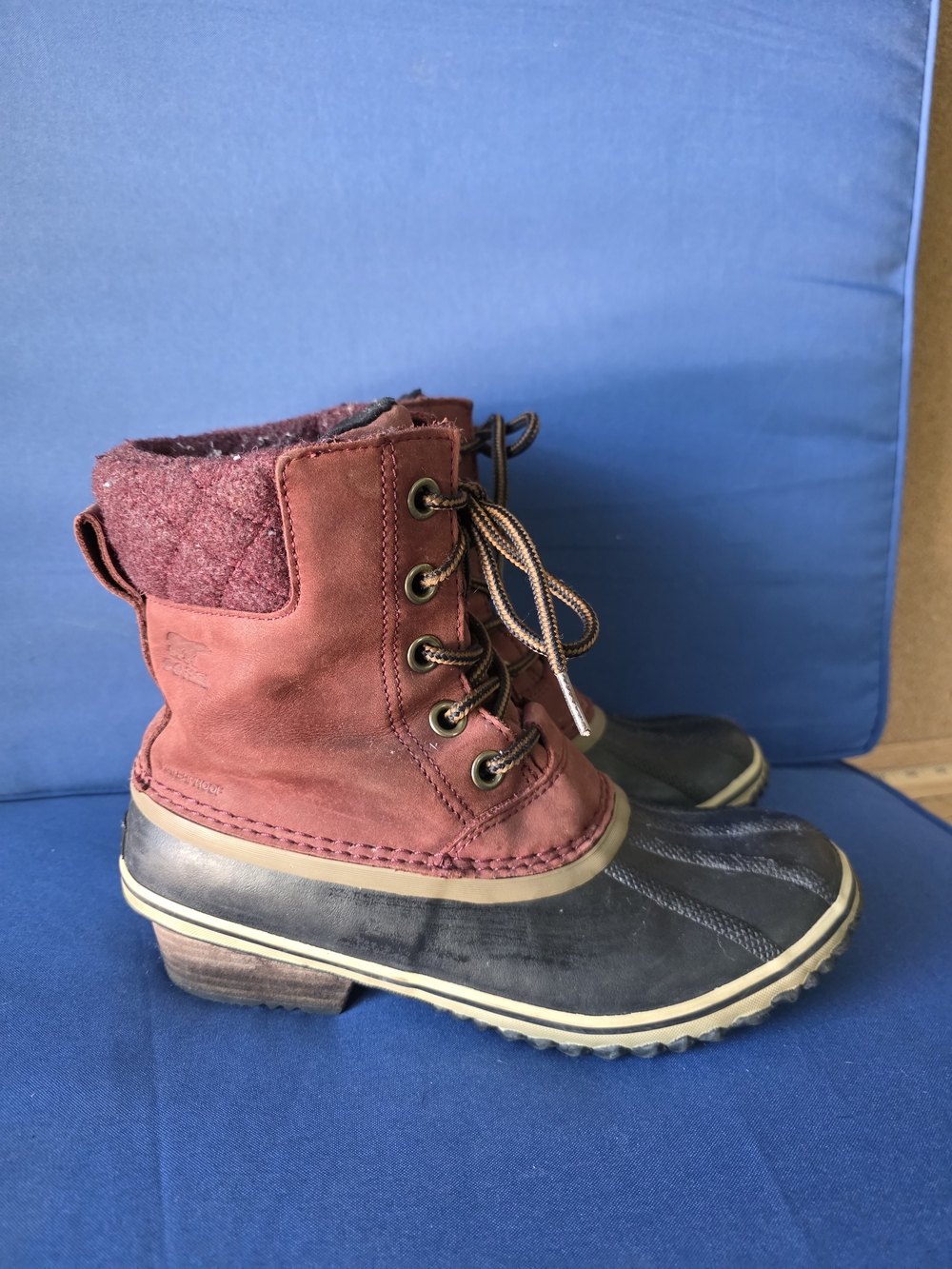 Sorel Womens Winter Snow Boots Sz 9 Waterproof Rubber Bottom, Fleece Lined